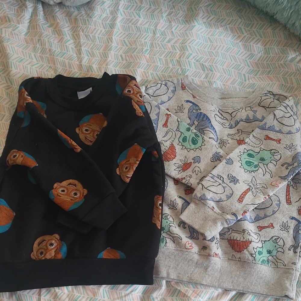 Lot Of 2 Toddler Boy Sweatshirts Size 3T, Dino And Blippi